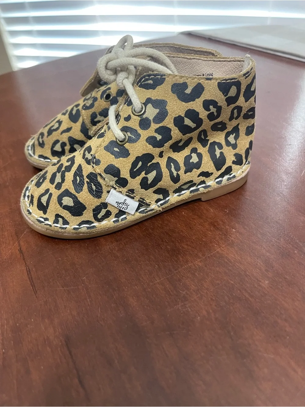Monkey Feet questions leave